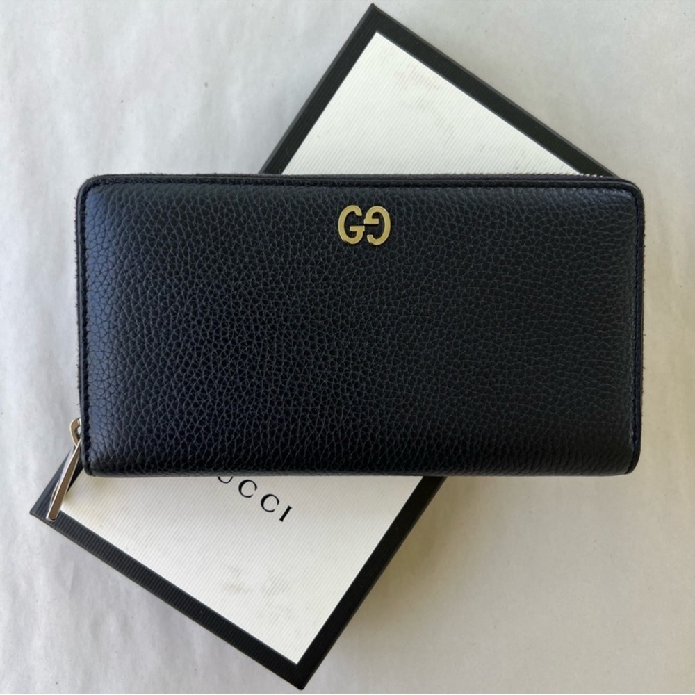 Authentic Gucci Dorian wallet black silver